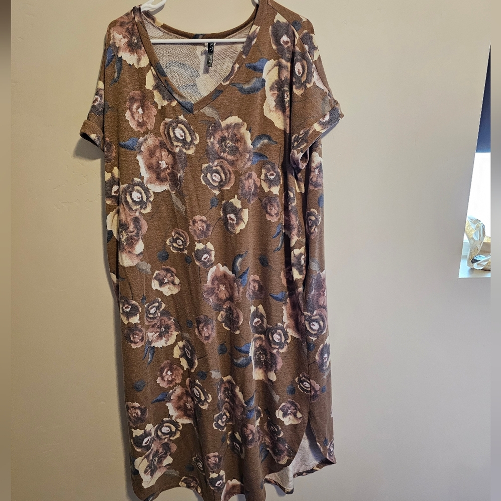 Floral dres.